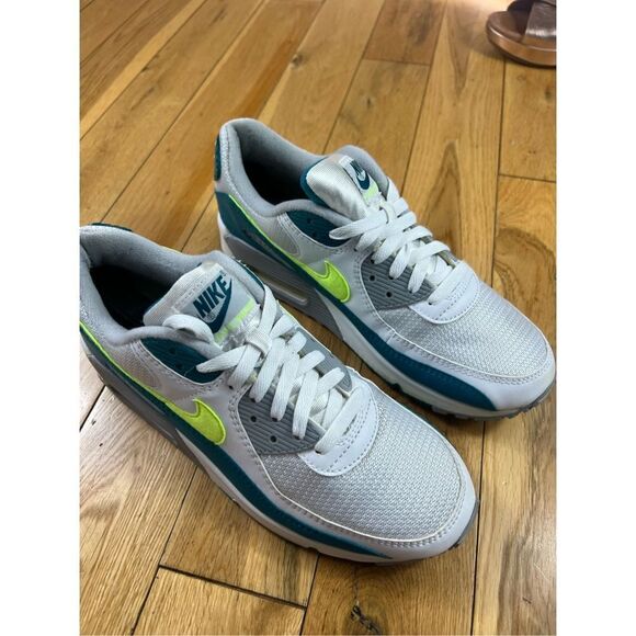 Nike Air Max III 90 Spruce Lime White Grey Fog Size 9 CZ2908-100 - Picture 1 of 6
